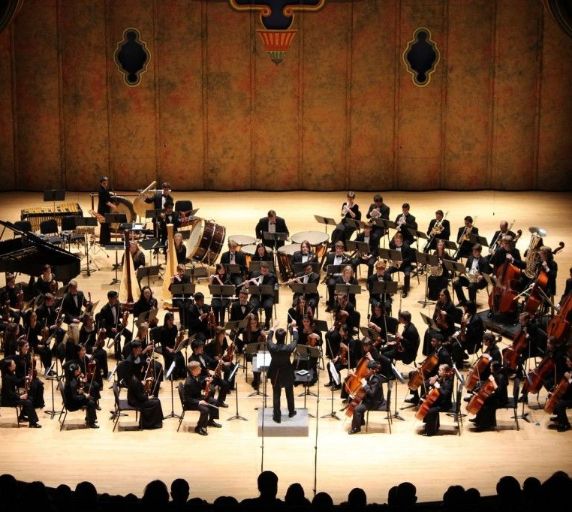 Orchestra программа. Костюмы для симфонического оркестра. Сан Паулу симфонический оркестр. Женский костюм в симфоническом оркестре. Seattle Youth Symphony Orchestras.